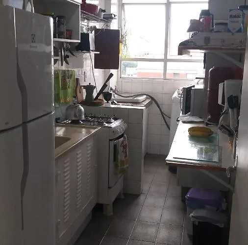 Individual Compartilha Somente A Cozinha Com O Morador E Sua Cachorra Chori Habitación en casa particular Porto Alegre